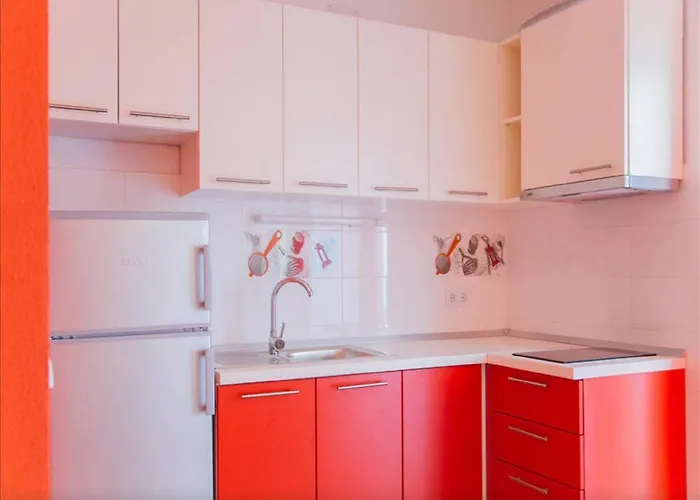 With Balcony And Sea View Apartman Omis